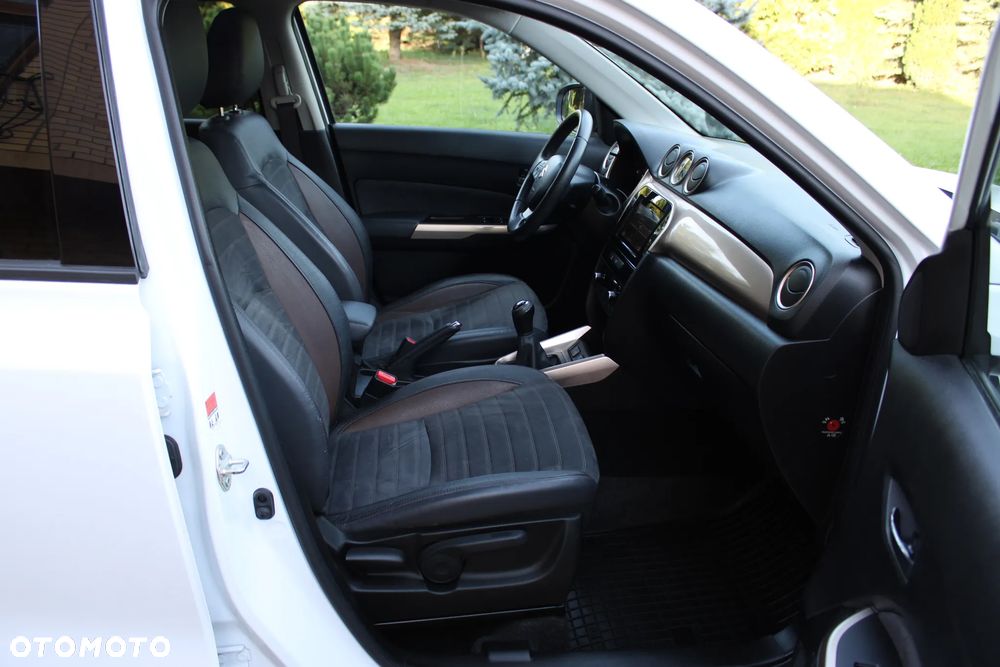 Suzuki Vitara 1.6 XLED 2WD - 22