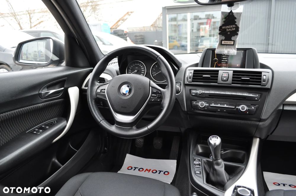BMW Seria 1 116i - 20