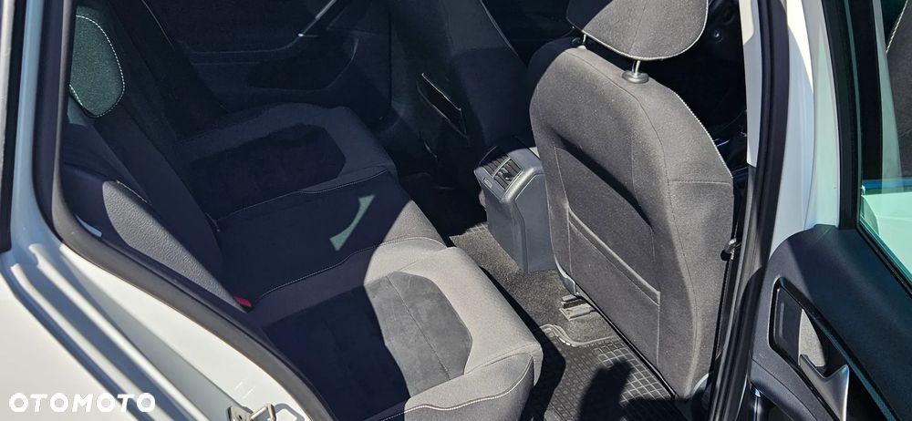 Volkswagen Golf VII 1.6 TDI BMT Highline DSG - 22