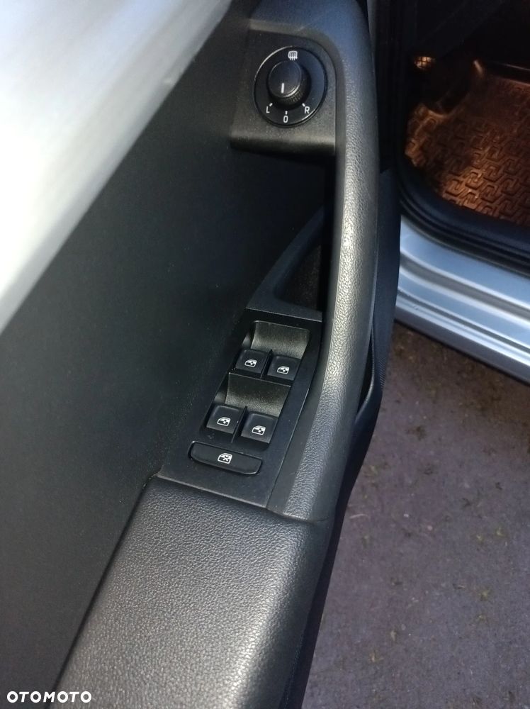 Skoda Octavia 1.6 TDI Ambition - 14