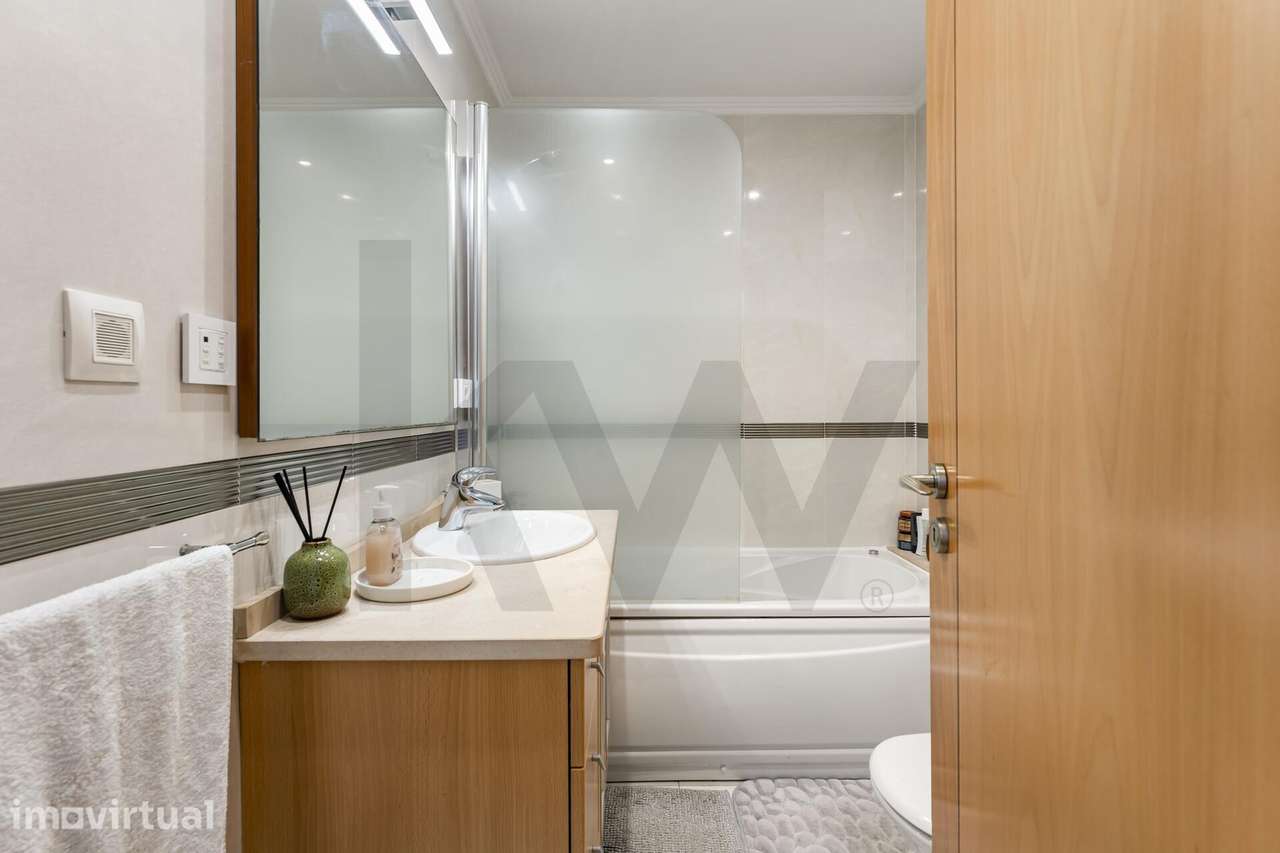 Apartamento T2, Rua Henrique Manuel Ginja Cardoso em Odivelas - Grande imagem: 5/20