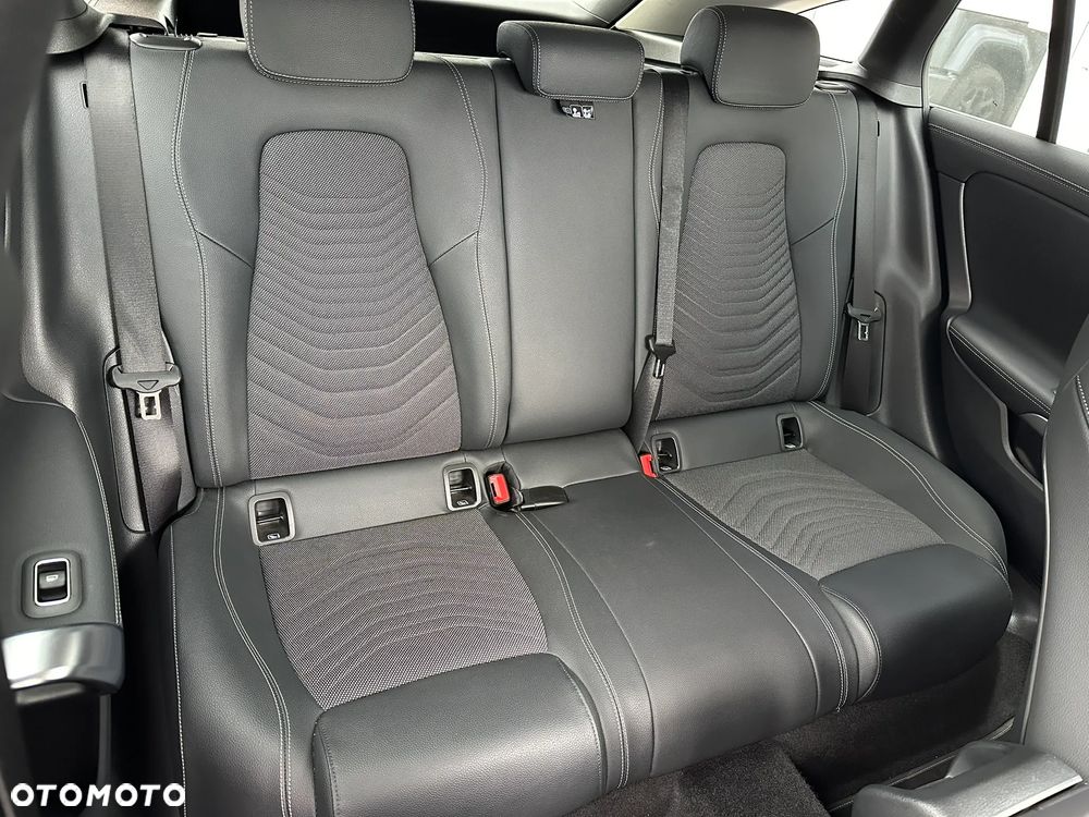 Mercedes-Benz CLA 180 mHEV Progressive 7G-DCT - 29