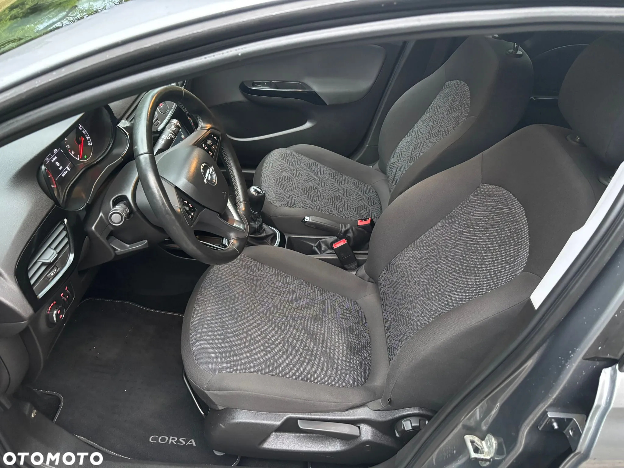 Opel Corsa 1.4 T Color Edition S&S - 24