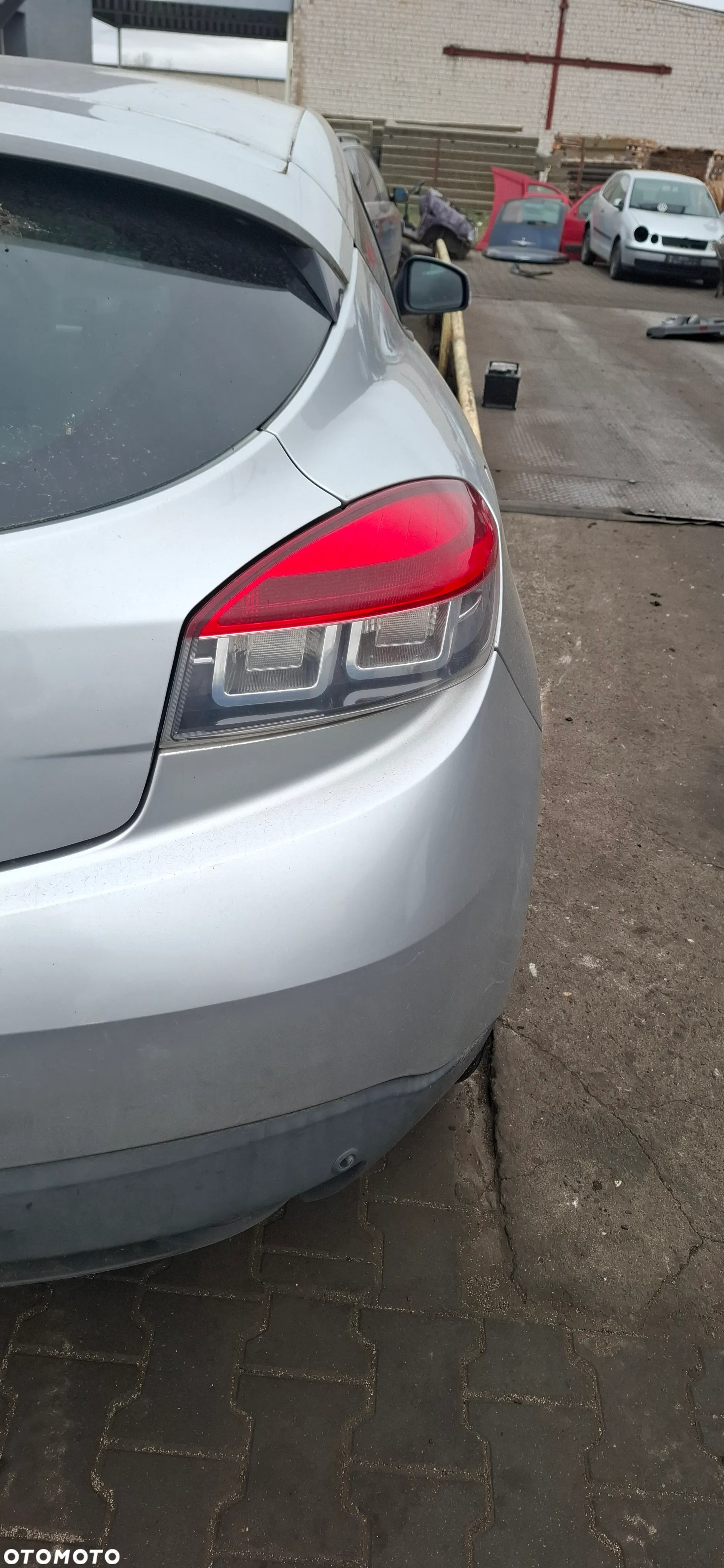 Renault MEGANE III Coupe 1,4 b  kod silnika H4J 700 na części - 10