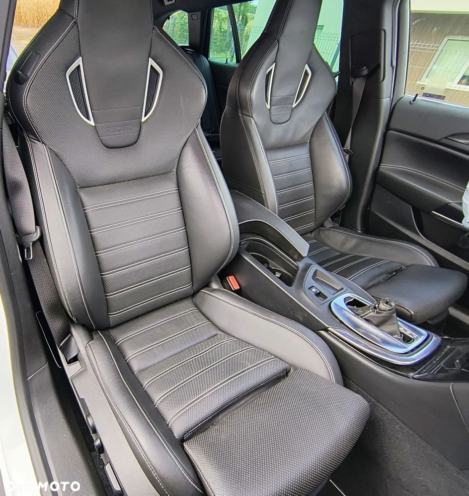 Opel Insignia 2.8 V6 Turbo Sports Tourer 4x4 Automatik OPC - 9