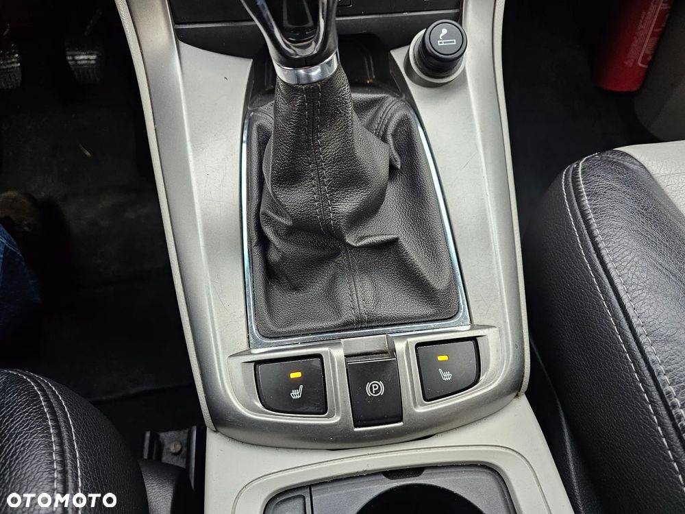 Chevrolet Captiva 2.2 D LT+ - 33