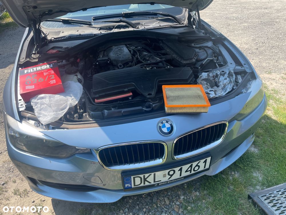 BMW Seria 3 318d Sport Line - 21