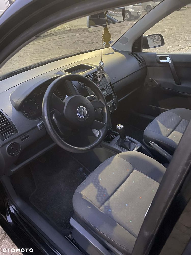 Volkswagen Polo - 6