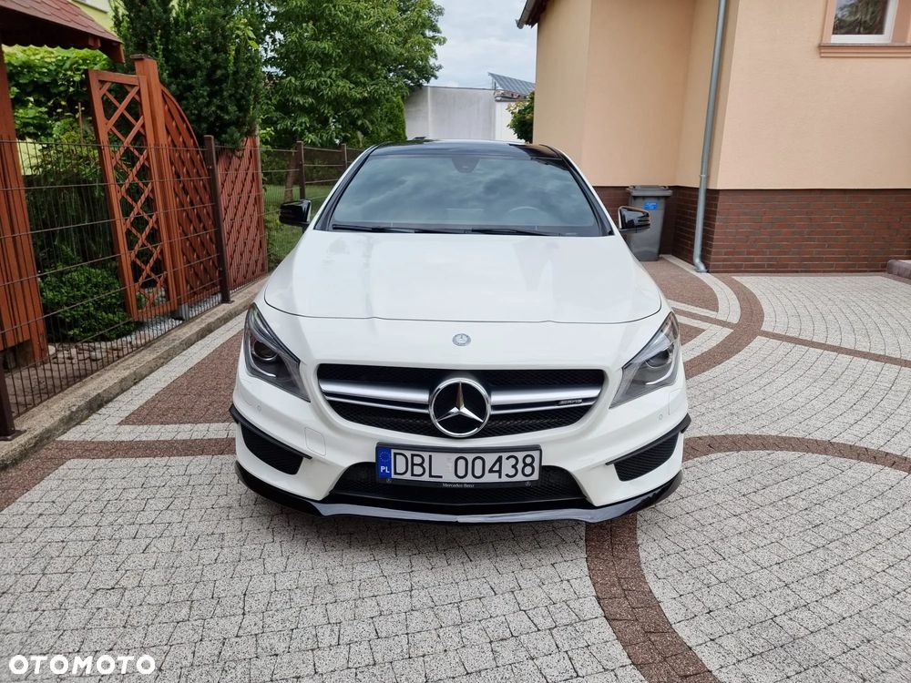 Mercedes-Benz CLA AMG 45 4-Matic - 4