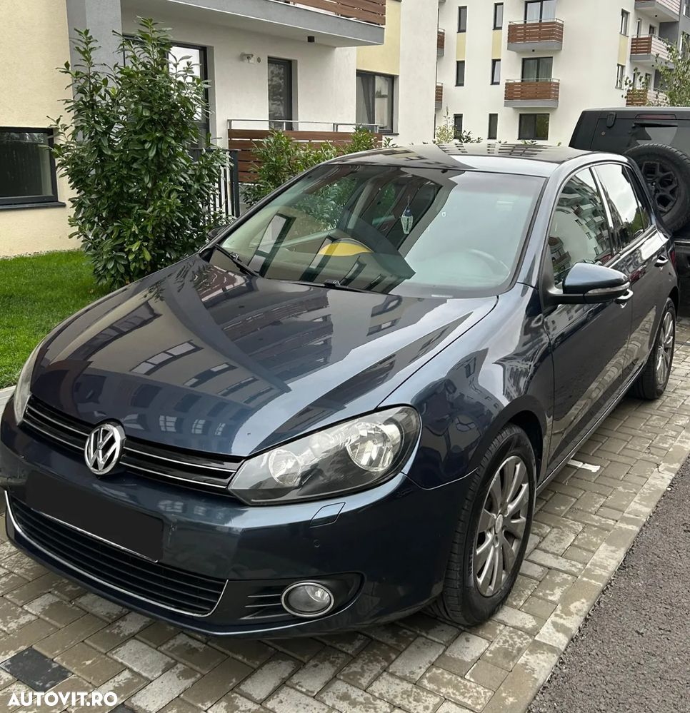 Volkswagen Golf - 10