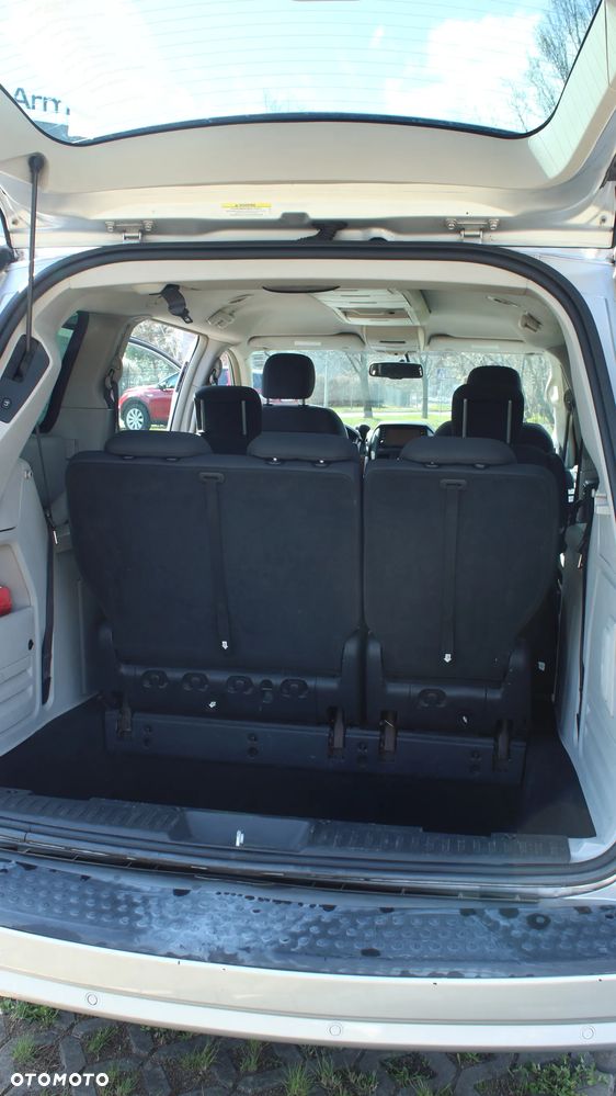 Chrysler Grand Voyager 2.8 CRD Automatik Limited - 32