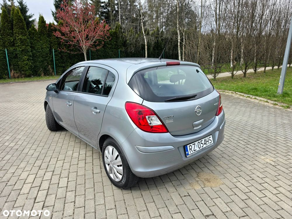 Opel Corsa 1.2 16V Edition 150 S&S - 4