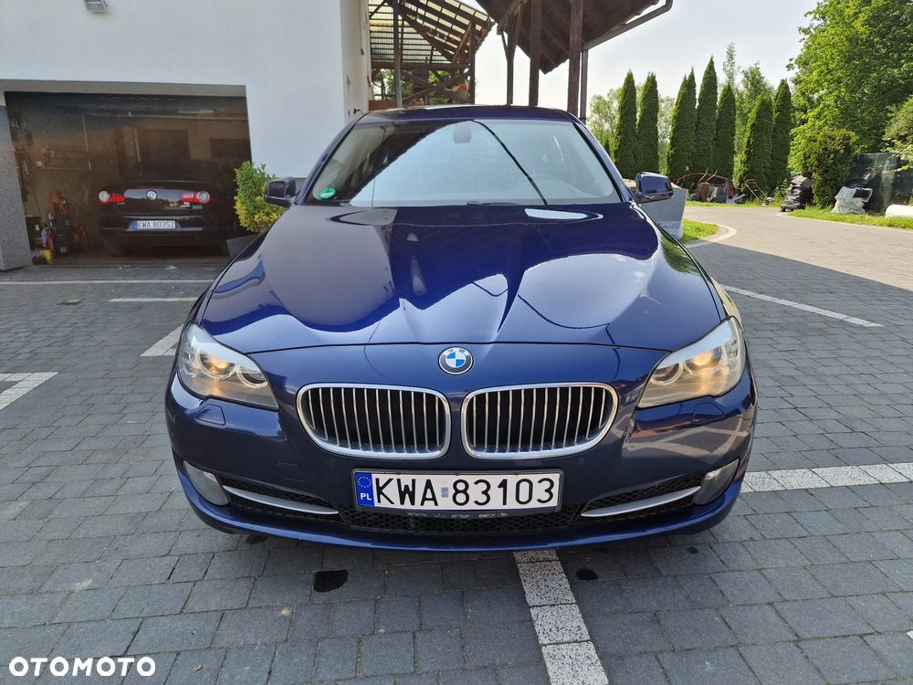 BMW Seria 5 520d Blue Performance - 4