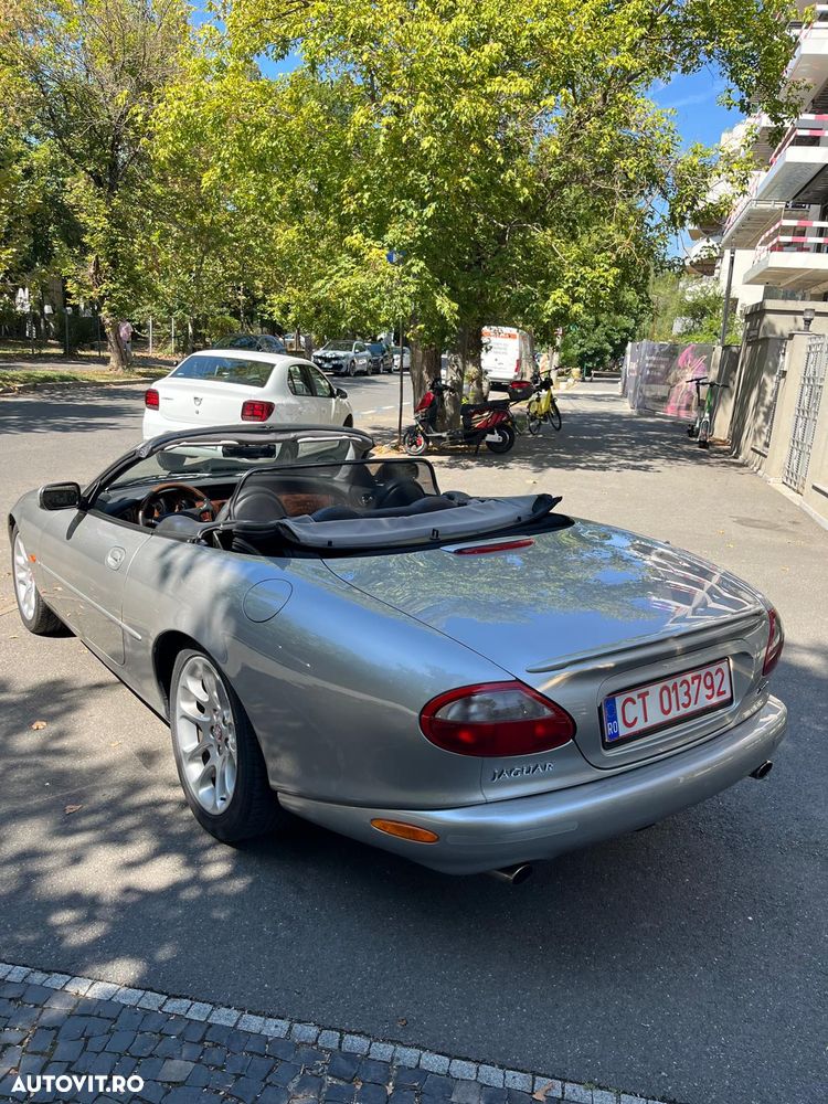 Jaguar XKR - 5