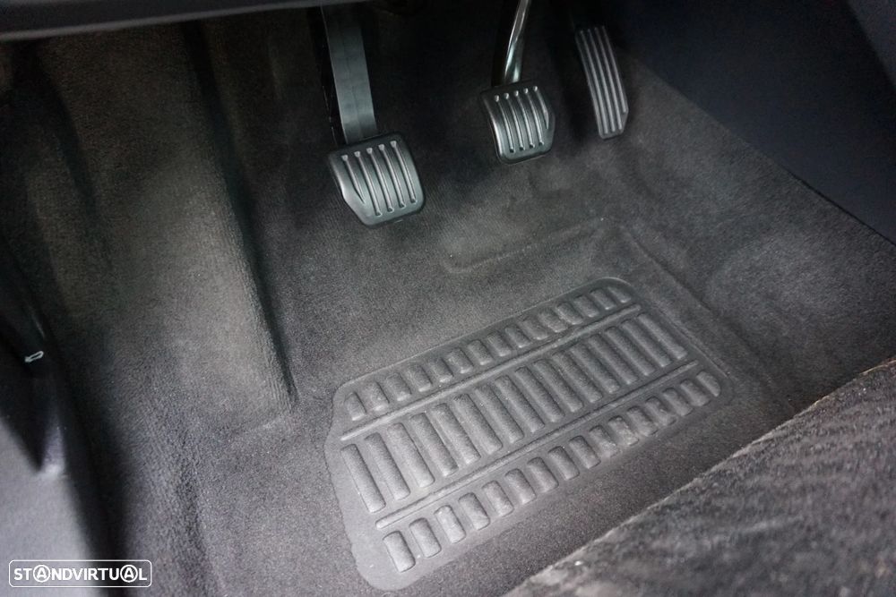 Land Rover Range Rover Evoque eD4 HSE - 37