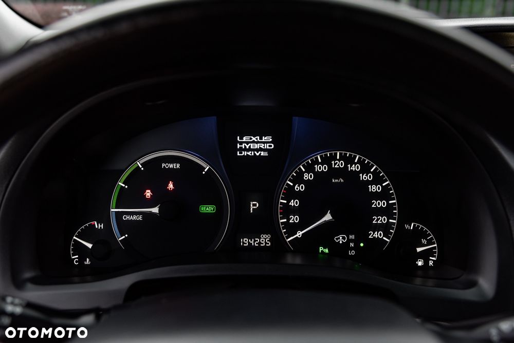 Lexus RX 450h (hybrid) - 34