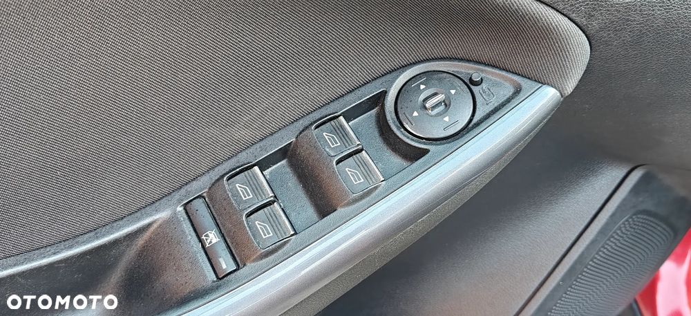 Ford Focus 1.6 TDCi Trend Sport - 12