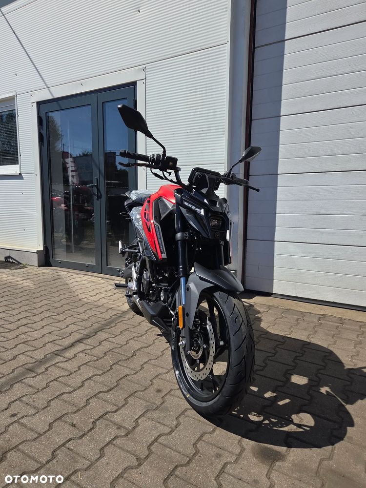 VOGE R125S - 6