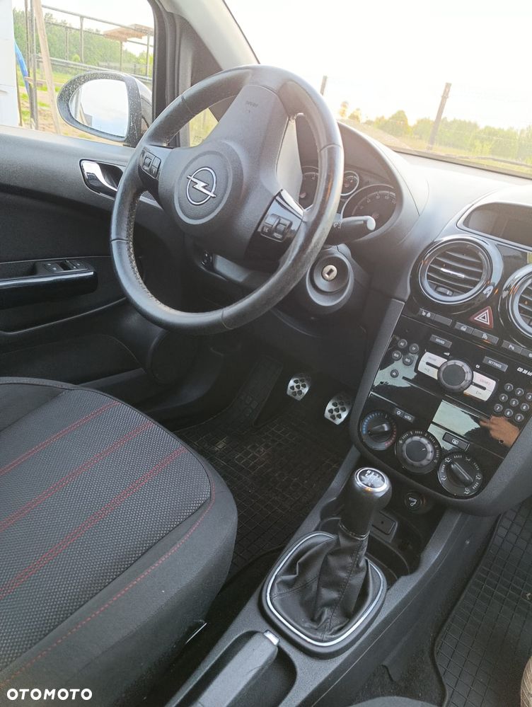 Opel Corsa - 2