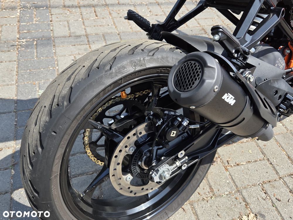 KTM RC 125 - 34