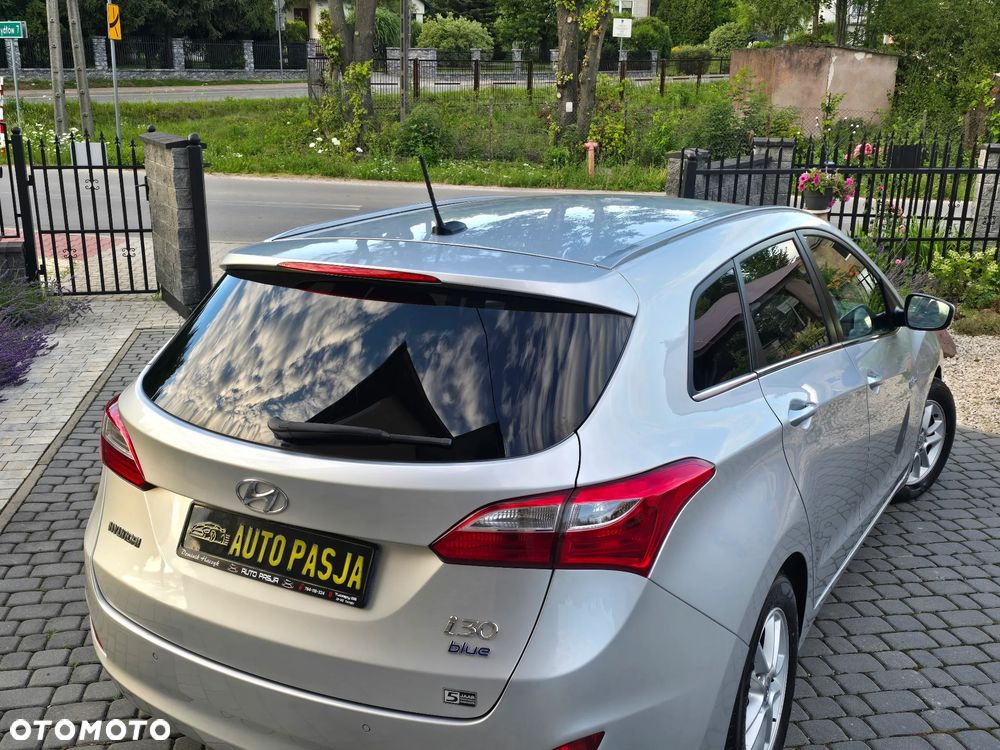 Hyundai i30 blue 1.6 GDI YES Gold - 13