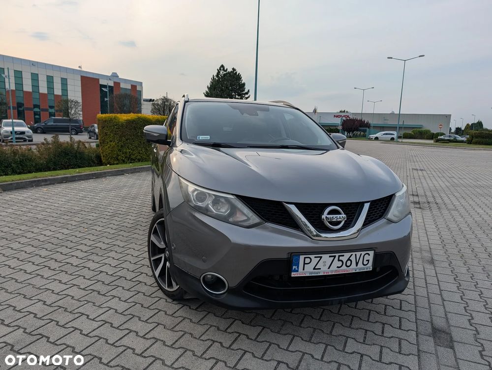 Nissan Qashqai 1.2 DIG-T Tekna - 1