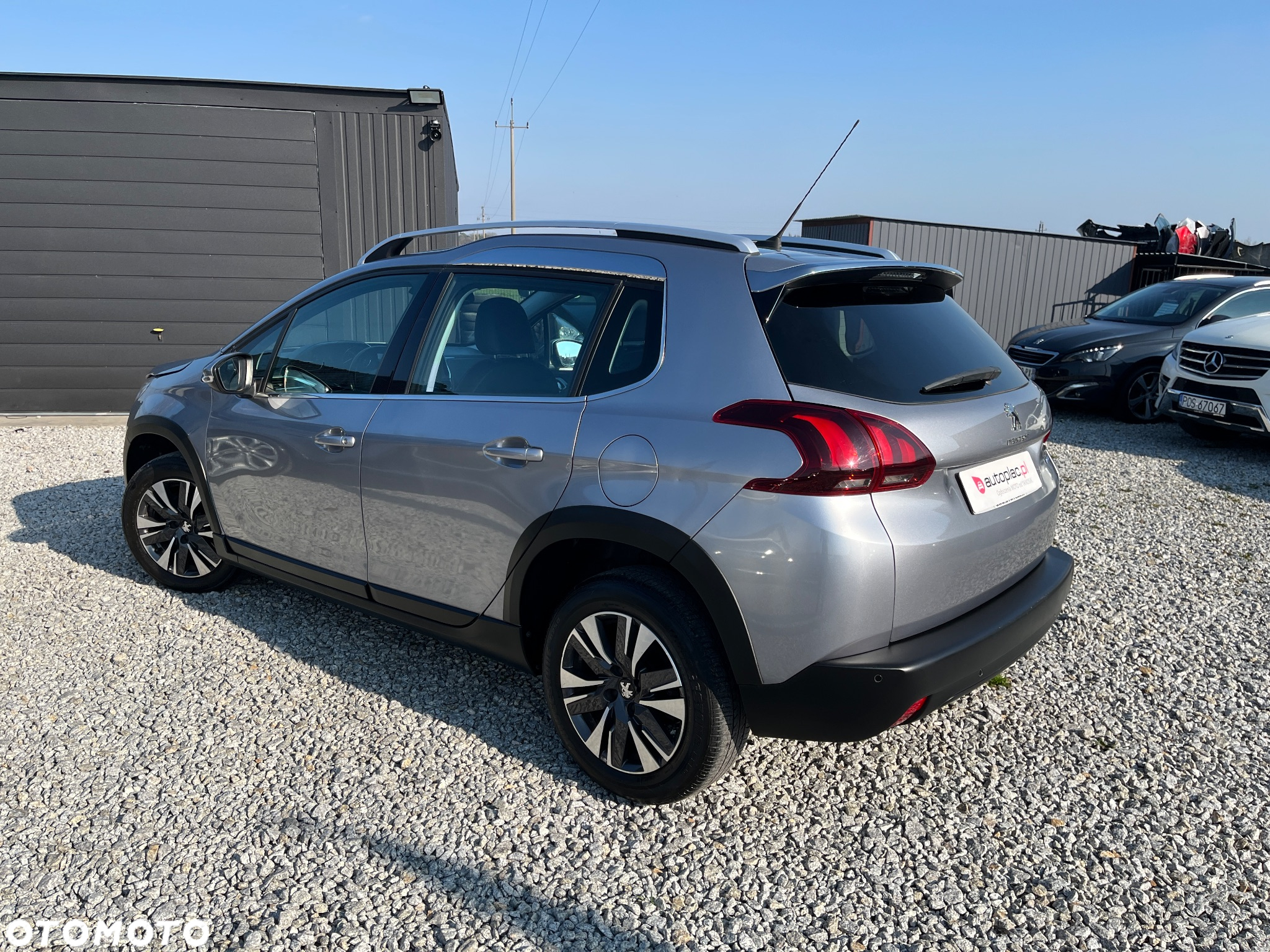 Peugeot 2008 1.2 Pure Tech Active S&S EAT6 - 6