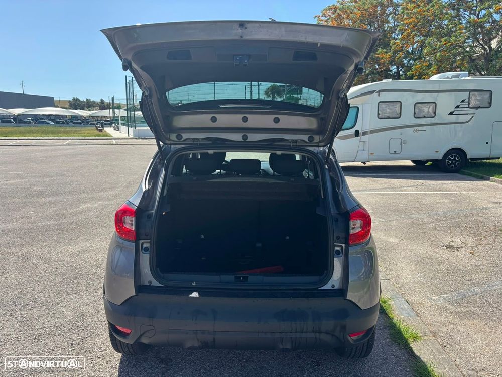 Renault Captur 1.5 dCi Exclusive - 11