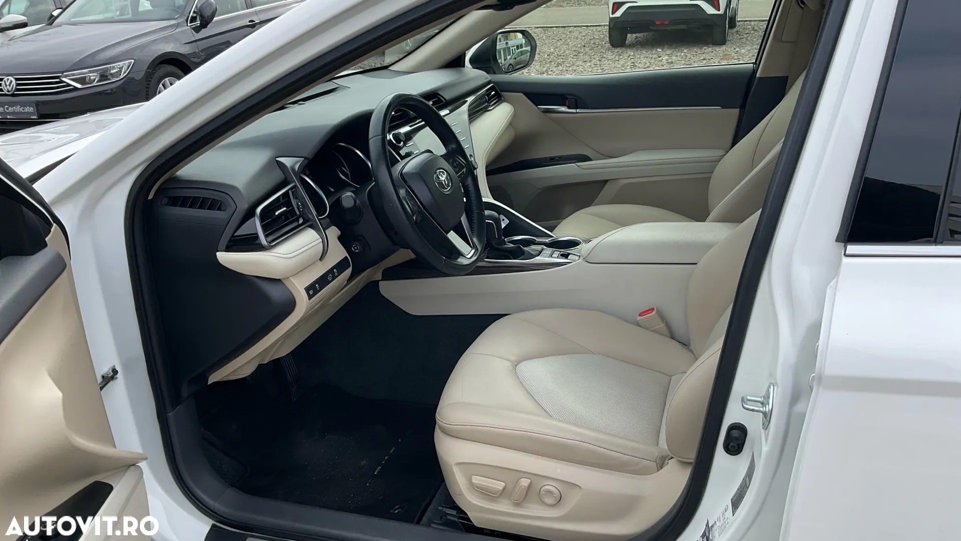 Toyota Camry 2.5 Hybrid Dynamic - 19