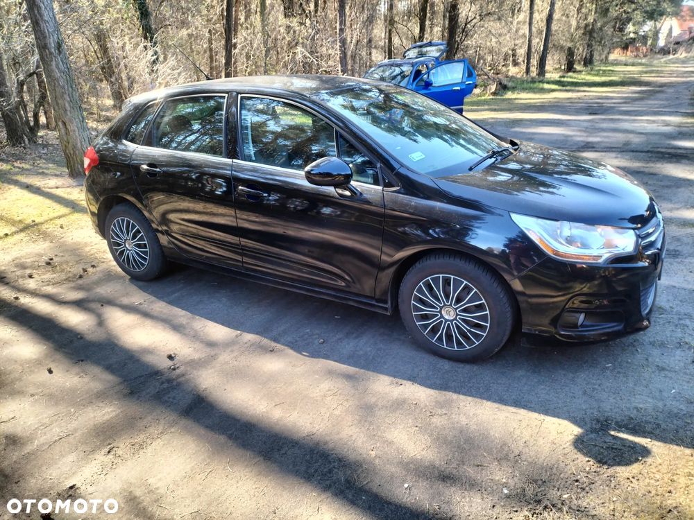 Citroën C4 1.4 VTi Attraction - 3