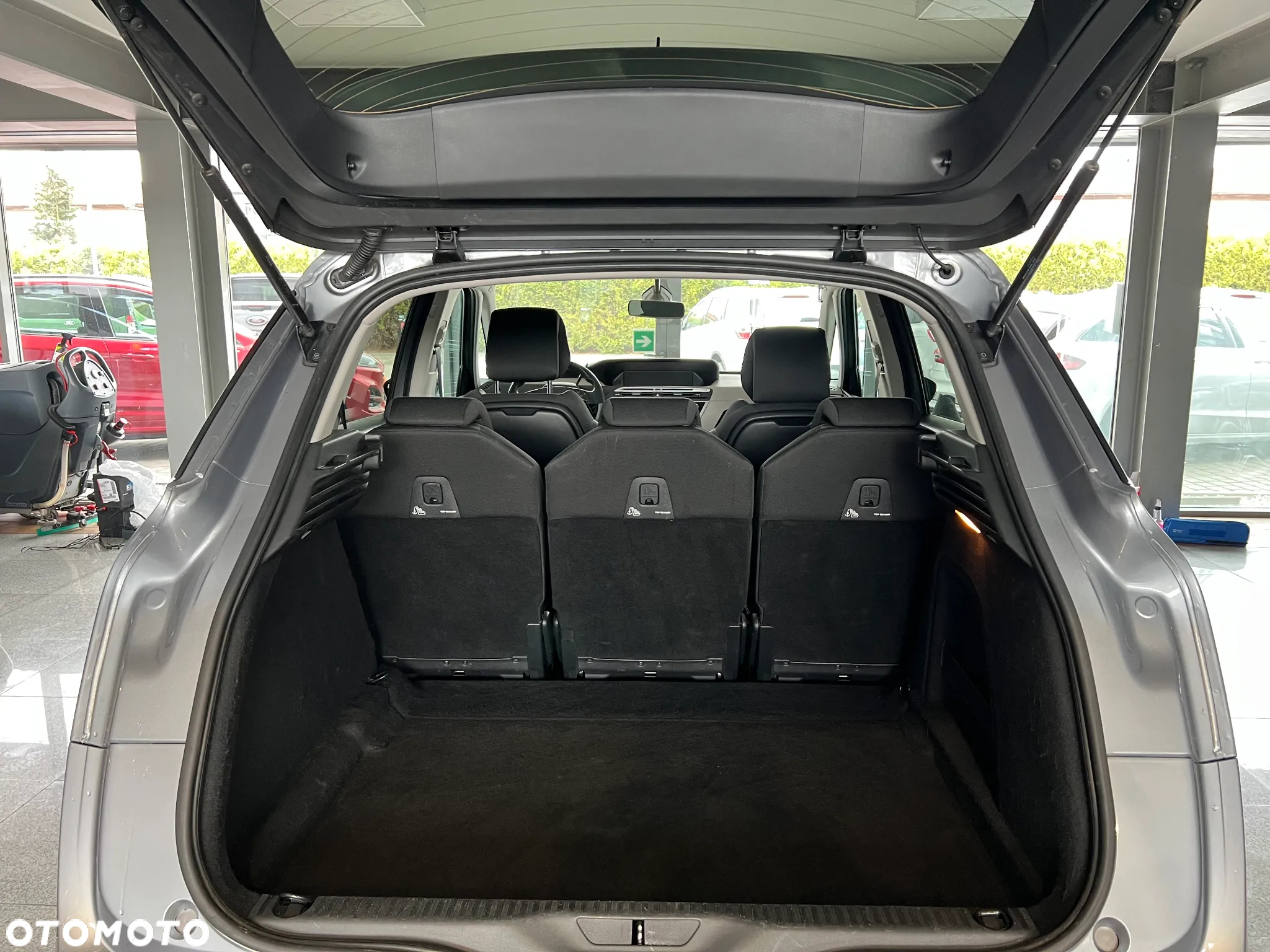 Citroën C4 SpaceTourer 1.2 PureTech Shine S&S EAT6 - 13