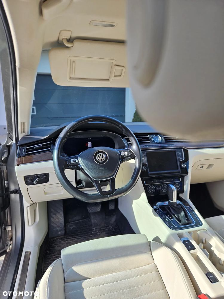 Volkswagen Passat 2.0 TDI BMT 4Mot Highline DSG - 5