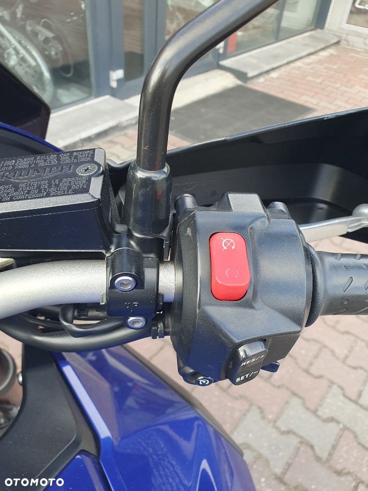 Triumph Tiger - 12