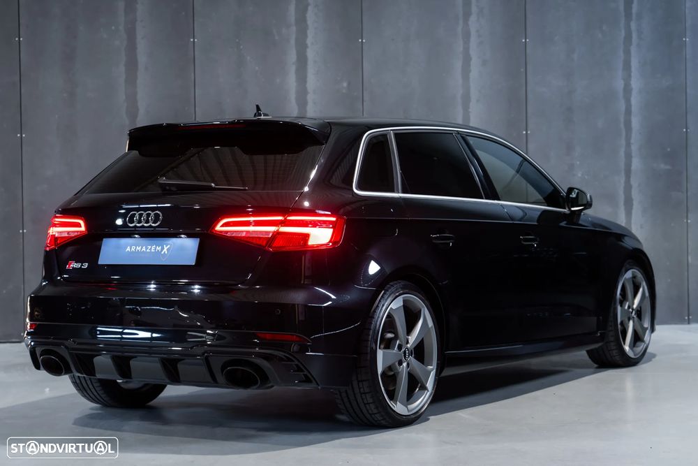 Audi RS3 Sportback 2.5 TFSI quattro S tronic - 4