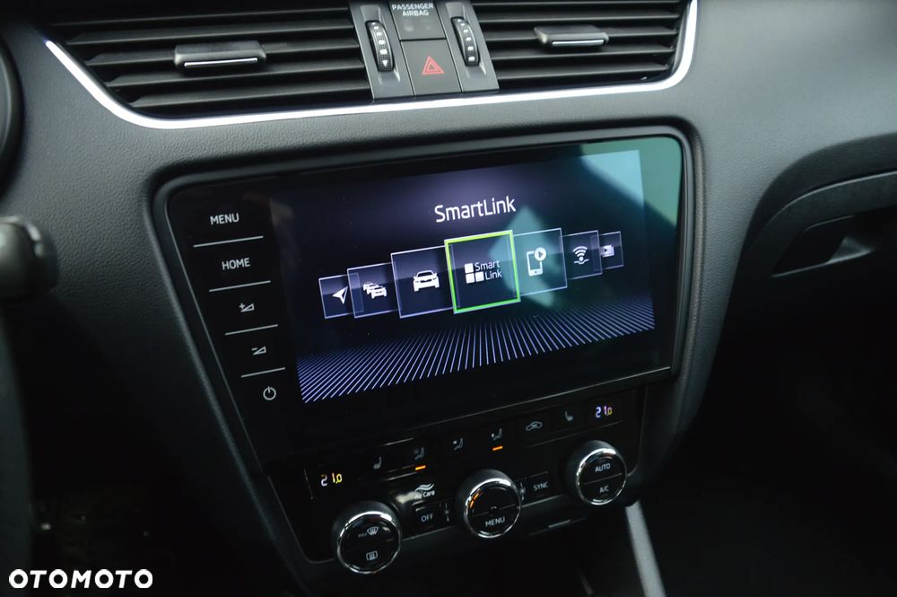 Skoda Octavia 2.0 TDI (Green tec) 4x4 DSG RS - 38