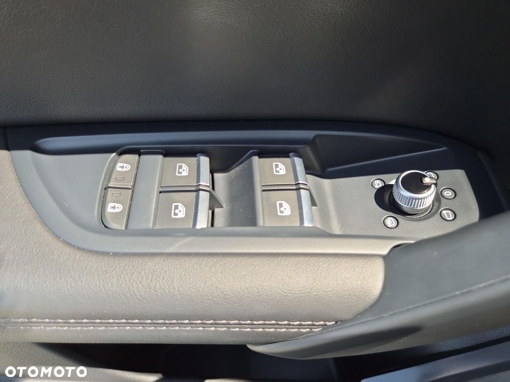 Audi Q5 Sportback - 13