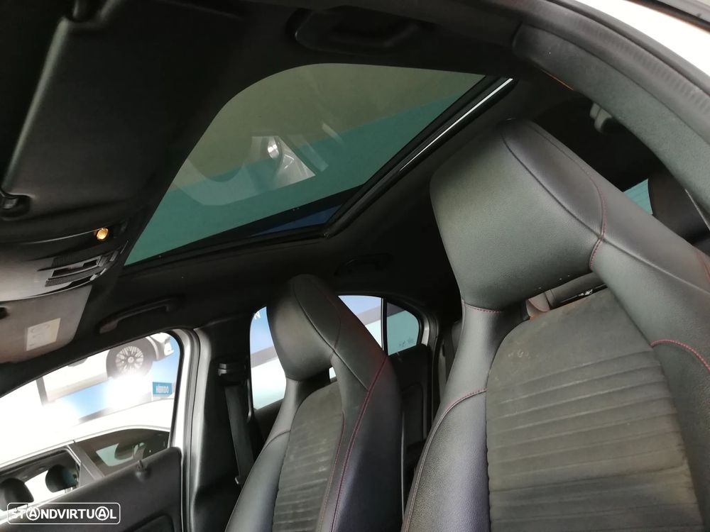 Mercedes-Benz A 200 d 7G-DCT AMG Line - 19