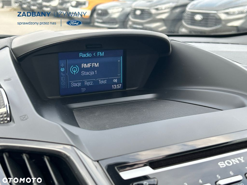 Ford Kuga 1.5 EcoBoost 2x4 Titanium - 22