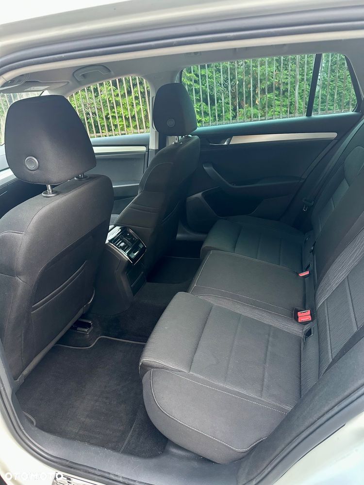 Skoda Superb - 21