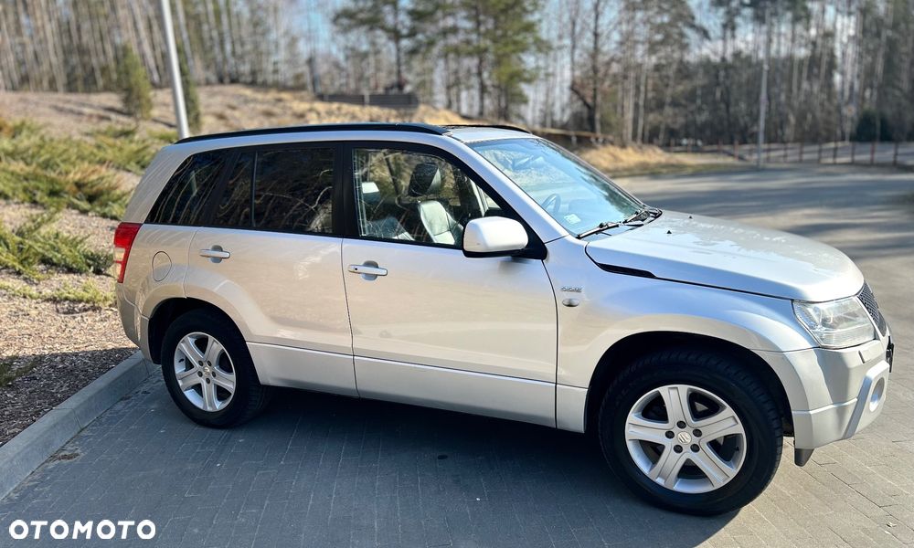 Suzuki Grand Vitara 1.9 DDiS Comfort + DPF - 5