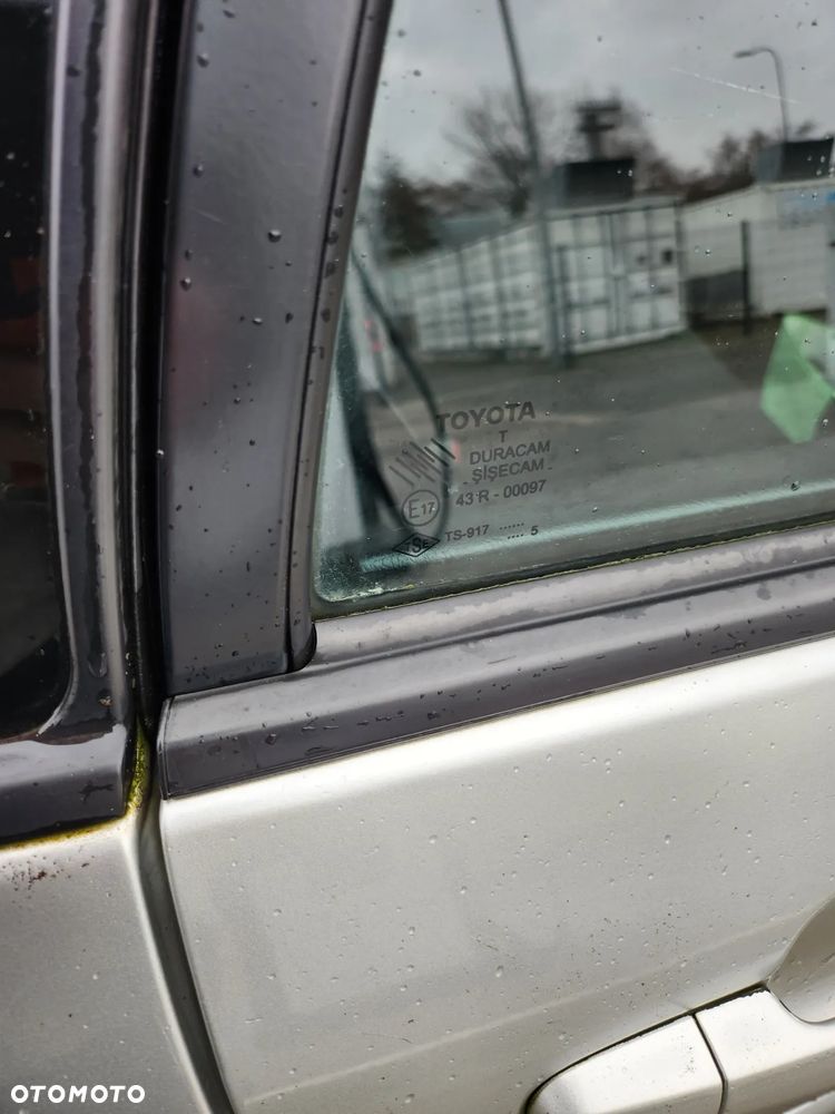 Toyota Corolla 1.6 VVT-i Sol (air6) - 33