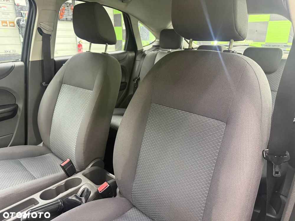 Ford Focus 1.6 FX Gold / Gold X - 9