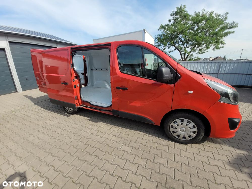 Opel VIVARO - 8