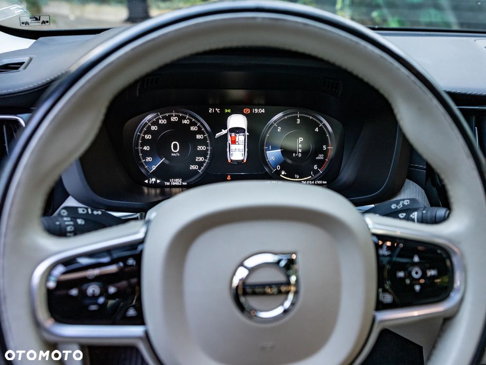 Volvo XC 60 D5 AWD Inscription - 21