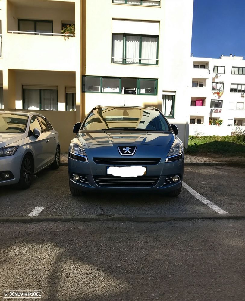 Peugeot 5008 - 1