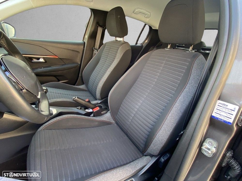 Peugeot 208 - 9