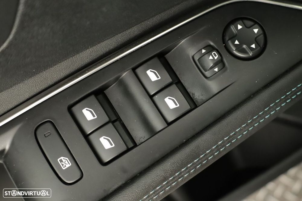 Peugeot 3008 1.5 BlueHDi Allure Pack EAT8 - 21