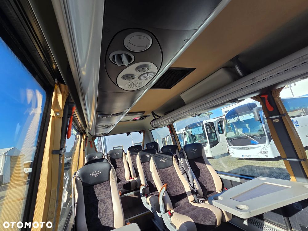 Mercedes-Benz SPICA / SILNIK 190 KM 3.0 / 21 MIEJSC/ SPROWADZONY Z FRANCJI/ CAFFEBAR / GNIAZDKA 230 V - 25