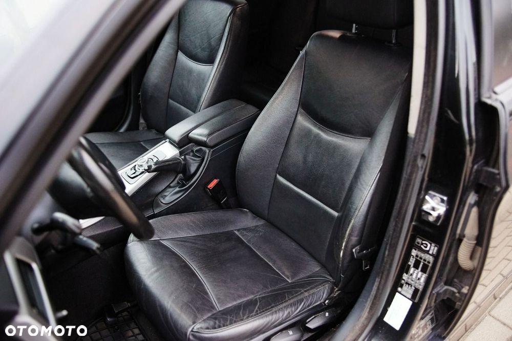 BMW Seria 3 318d - 14
