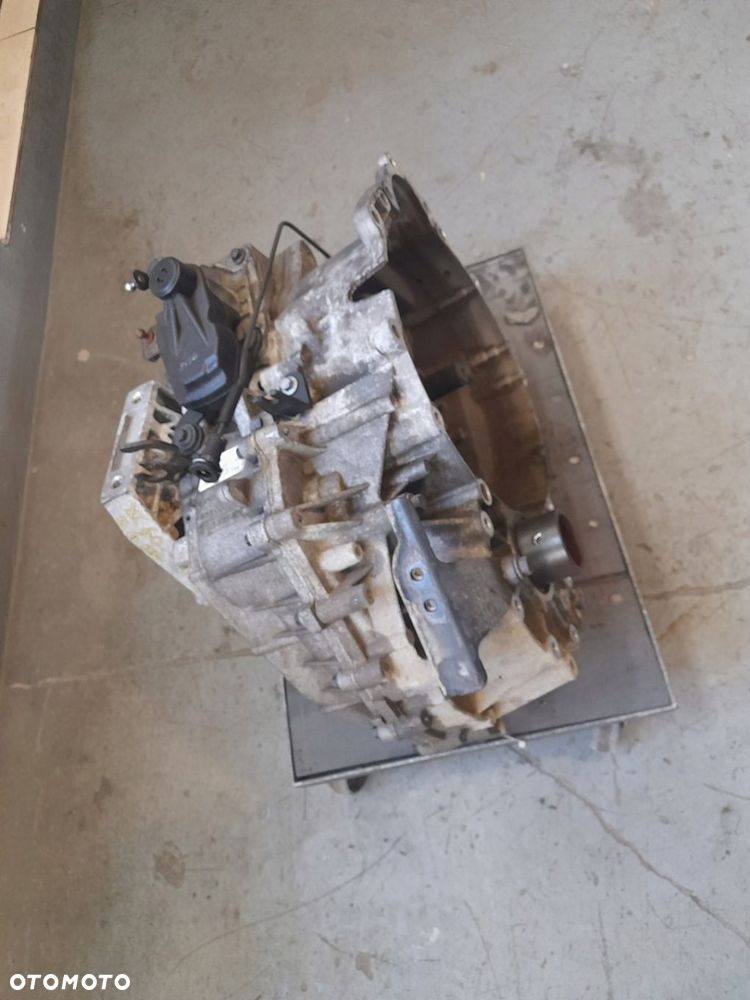 SKRZYNIA BIEGÓW MANUALNA GG9R7002AEC VOLVO XC60 AWD 2017R - 3